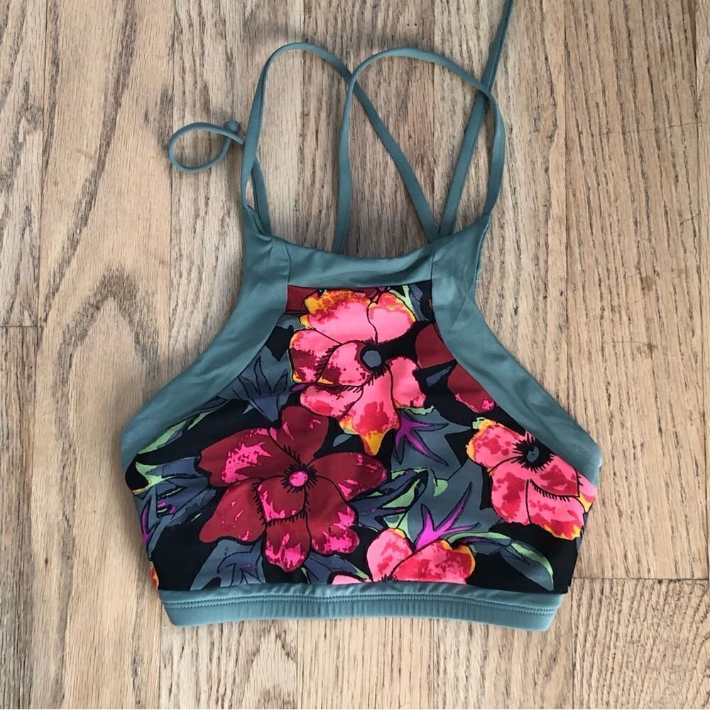 Eidon Bathing Suit Top Size S